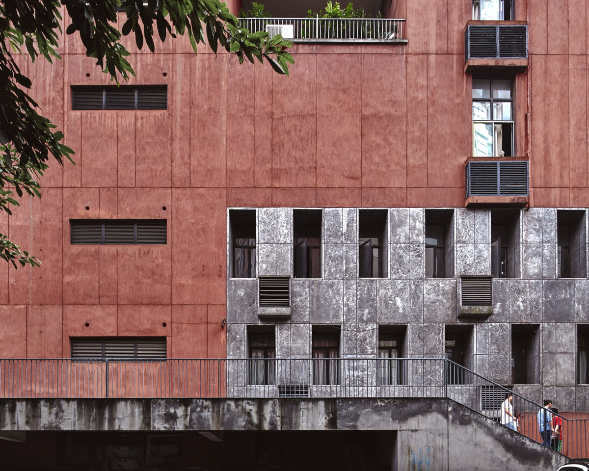 Hand-finished plaster facade of Liu Jiakun's Department of Sculpture building