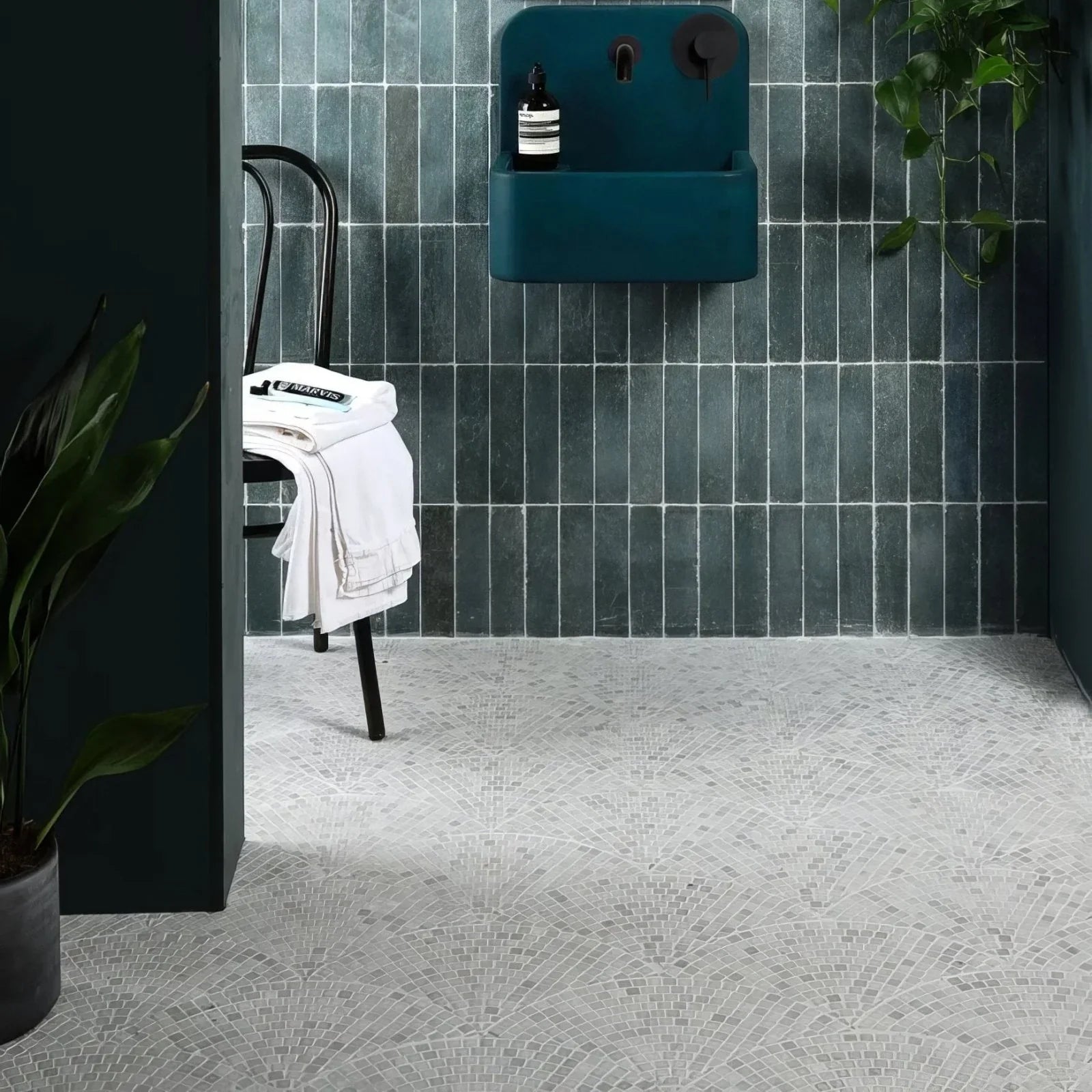 Pallazzo marble mosaic installation